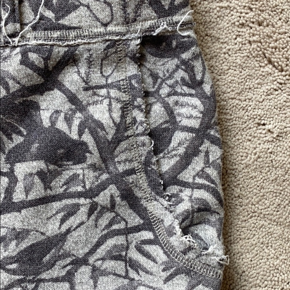Lilka terry cloth bird print shorts - Picture 5 of 12